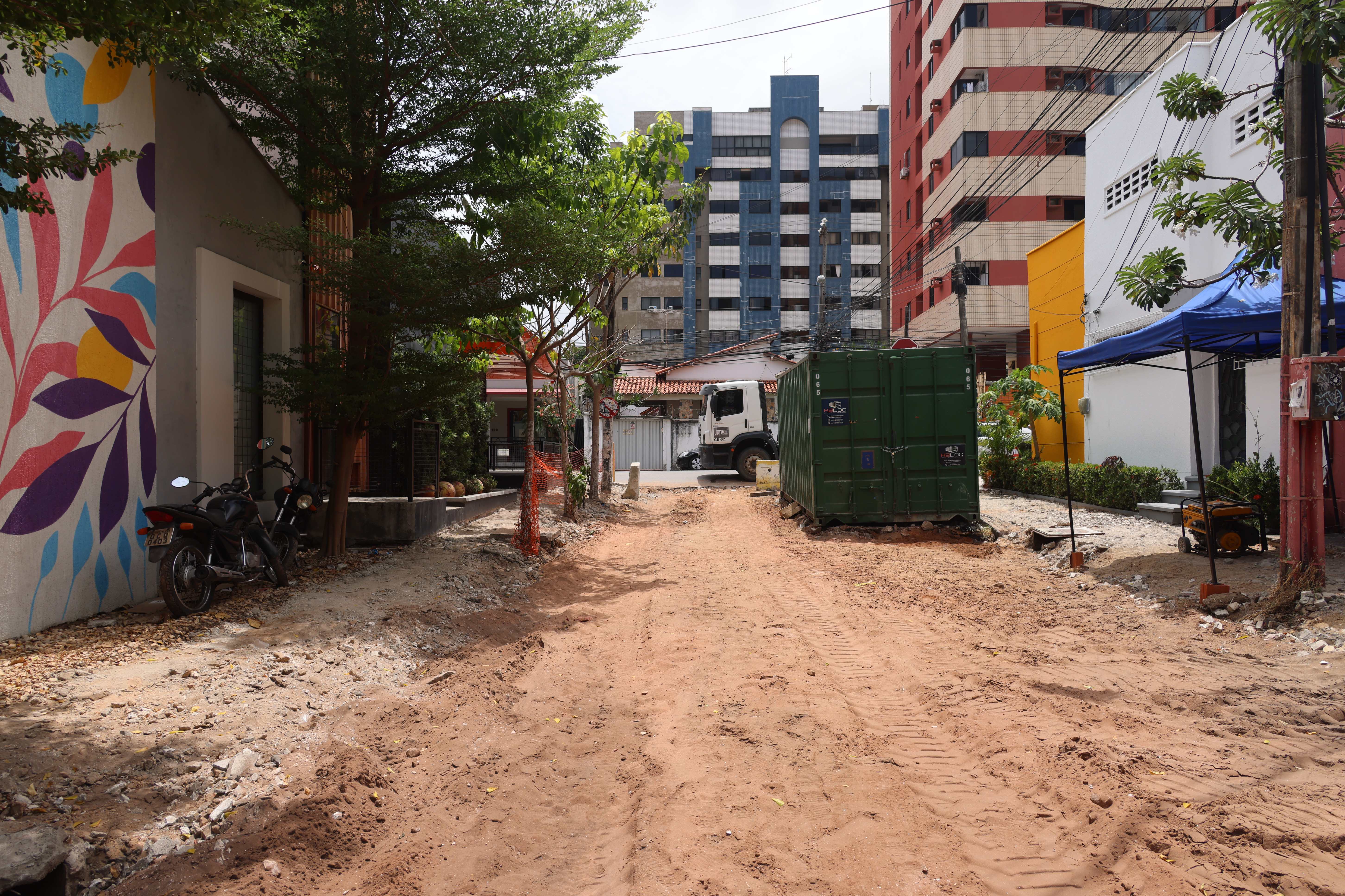 operários trabalhando na obra do meu bairro empreendedor